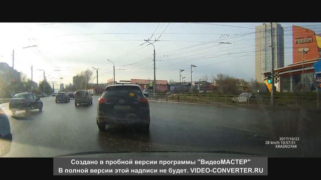 Скорая тоже бывает не права и нарушает ПДД смотреть онлайн