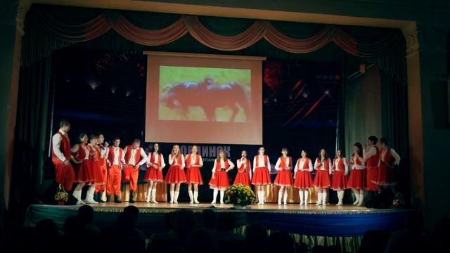 Хор на ФВМ "Ой при лужке" смотреть онлайн