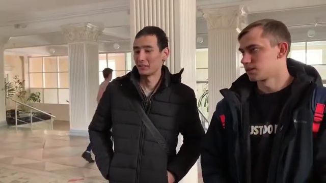 Что подарить на 23 февраля смотреть онлайн