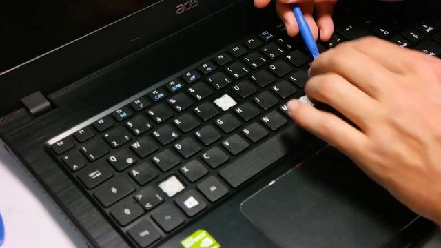 How to change QWERTZ to QWERTY keyboard смотреть онлайн