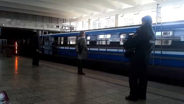 Юбилейный поехал много окон смотреть онлайн