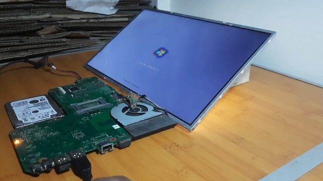 Running tes Motherboard Laptop Toshiba Satellite C850 intel celeron смотреть онлайн