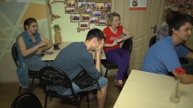Андрей Шевелев - стихи "Поздно", "Ничего не проходит бесследно". смотреть онлайн