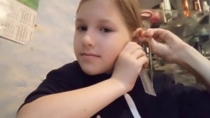 Проколола ухо в домашних условиях иглой