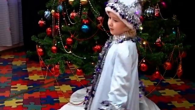 Новогодний утренник 2011 - Группа Кошки Мышки ч.1 смотреть онлайн