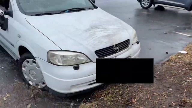 Abandoned Opel Astra sedan смотреть онлайн