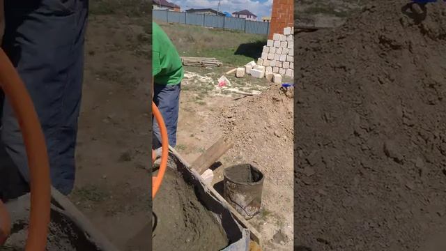 заливка бетона потолка погреба смотреть онлайн