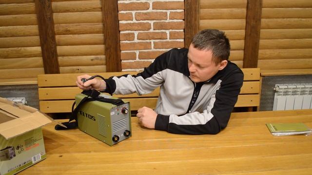 Eltos сварочный аппарат ИСА 300 М обзор 3-х платный инвертор с IGBT технологией смотреть онлайн