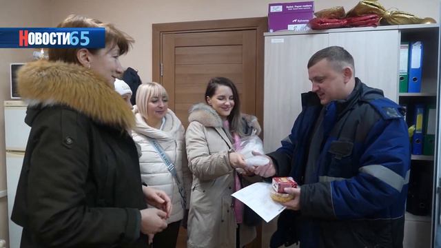 Больше, чем спасибо. Представительницы «Союза женщин России» накормили дорожников горячим ужином смотреть онлайн