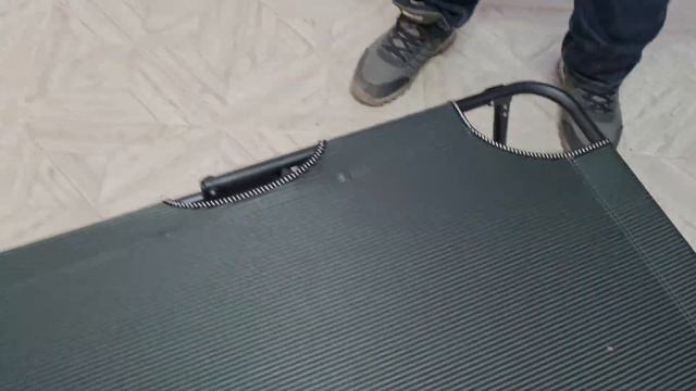 раскладушка из Китая держит 300 кг смотреть онлайн