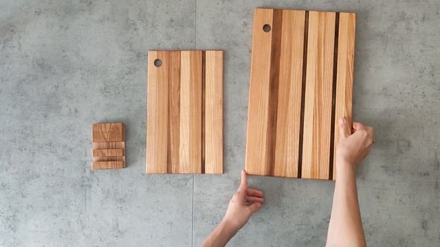 Набор разделочных досок из дерева на подставке смотреть онлайн