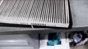 Замена фильтра салона киа рио 3.  Как правильно установить фильтр,  если нет стрелки на фильтре.