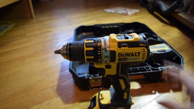 Обзор DeWalt DCD 732 D2, отзыв после года эксплуатации