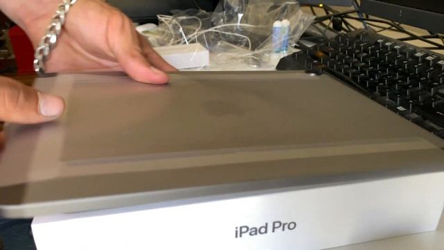 iPad Pro 2019 Unboxing and Setup + Apple Pencil смотреть онлайн