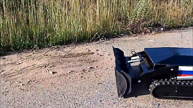 Робот-снегоуборщик OMI Plow