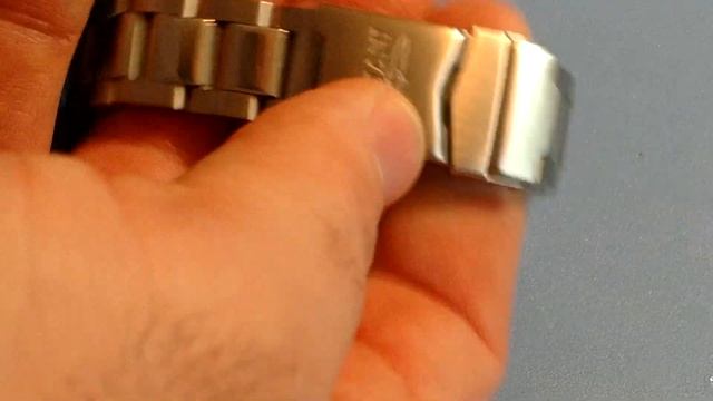 Invicta 8932 - A True Budget Dive Watch
