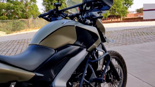 BAJAJ DOMINAR 400 ADVENTURE BIKE BUILD | 20KGS LIGHTER смотреть онлайн