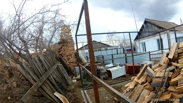 Дровник из металлопрофиля смотреть онлайн