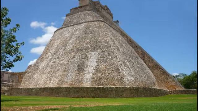 Miguel Bernal Jiménez - Carteles: 7. Hechicería смотреть онлайн