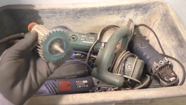 Как ненужный хлам превратить в полезные инструменты - несколько лайфхаков смотреть онлайн