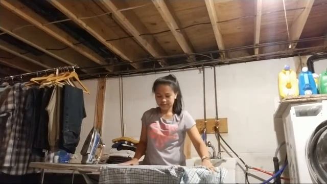 Ironing Clothes || Buhay America смотреть онлайн