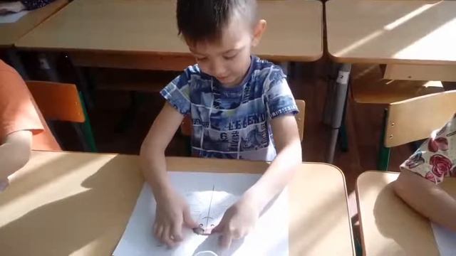 рисование двумя руками Full HD 1080p смотреть онлайн