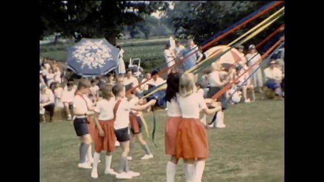 Whitley Rose Queen 1989 смотреть онлайн