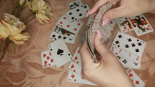 На Крестового Короля и Червовую Даму? #цыганскоегадание #что #гаданиеонлайн #гаданиенаотношения смотреть онлайн