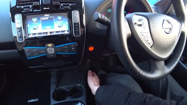 Nissan Leaf aze0. 30 кВт. Полный обзор Ниссан Лиф 30 квт. смотреть онлайн