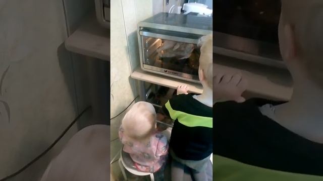 Kit fort духовка КТ-1705 смотреть онлайн