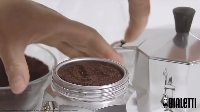 วิธีการชงกาแฟด้วย หม้อ Moka Pot Bialetti Moka Express Brew Guide смотреть онлайн