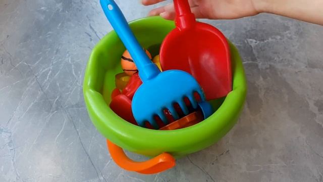 Что взять басику на дачу? смотреть онлайн