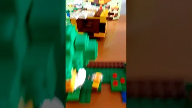 набор Лего Майнкрафт 21242 пчелиный коттедж #lego #minecraft #лего смотреть онлайн