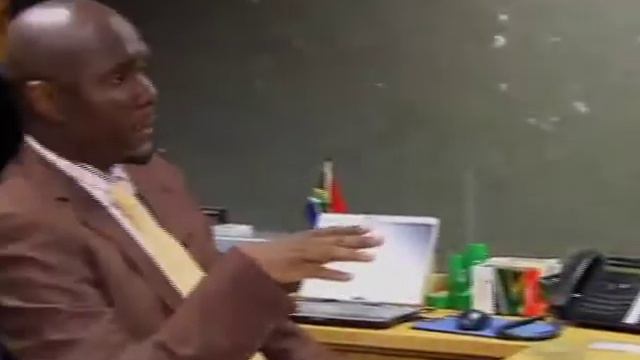 Madibeng speaker under fire смотреть онлайн