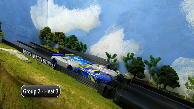 Next-Gen Piston Cup | Mattel Disney Cars Diecast Racing | Final Group of Round 2 смотреть онлайн