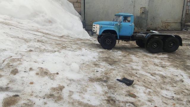 зил-133 Гя установили новую резину. смотреть онлайн