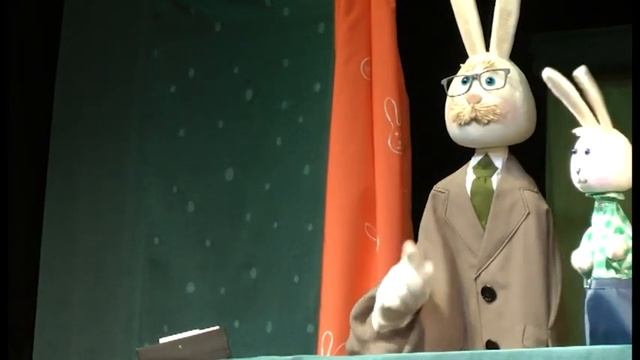 В ТЮЗе Заречного состоялась премьера «Заячьей школы» смотреть онлайн