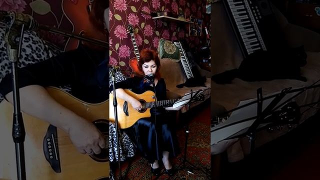 Клен ты мой опавший. Стихи С.Есенина. Поет Елена Дюбанок смотреть онлайн