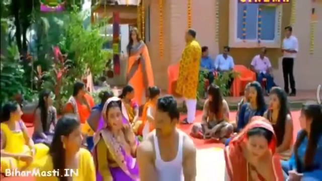 Mehandi laga ke rakhna 3 are mai hardi dukh patar he status video смотреть онлайн