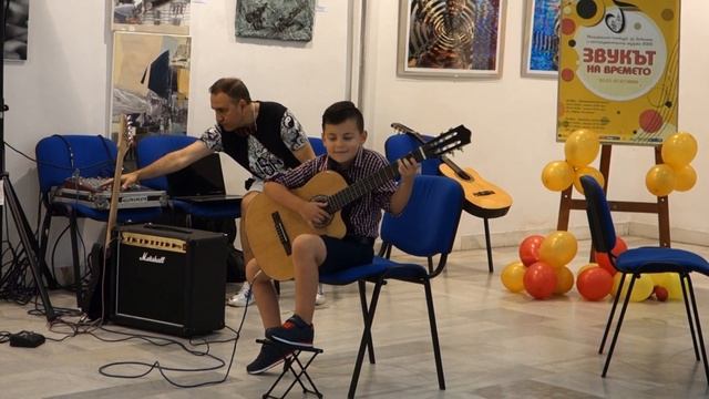 Leon Daniel - 7 years - guitar - Mauro Giuliani, Asturias - Isaac Albeniz смотреть онлайн