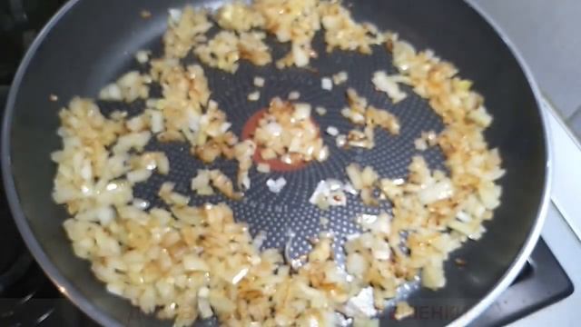 ПОСТНЫЙ СУП-ПЮРЕ С ЖАРЕНЫМИ ГРИБАМИ. КБЖУ – 32/1/1/5 смотреть онлайн