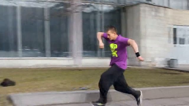 Арабское сальто (отрезок из видео) смотреть онлайн