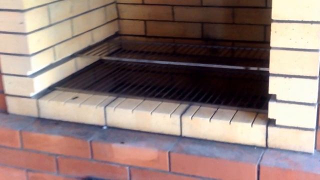 Барбекю комплекс из Витебского кирпича от Www.kaminochag.ru