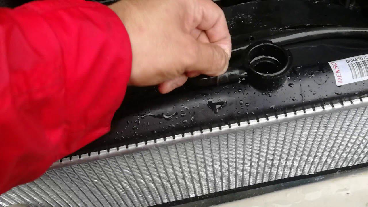 #мыкупилимицубиси. Замена радиатора охлаждения на дизельном Паджеро 4M41