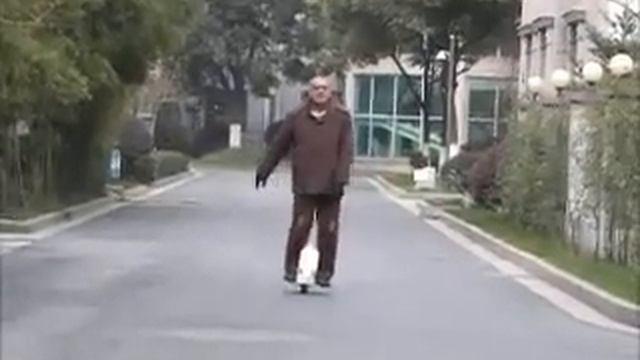 AirWheel X5 and old man моноколесо смотреть онлайн