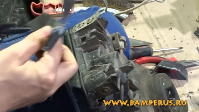 BAMPERUS - как самому починить утраченное  крепление фары