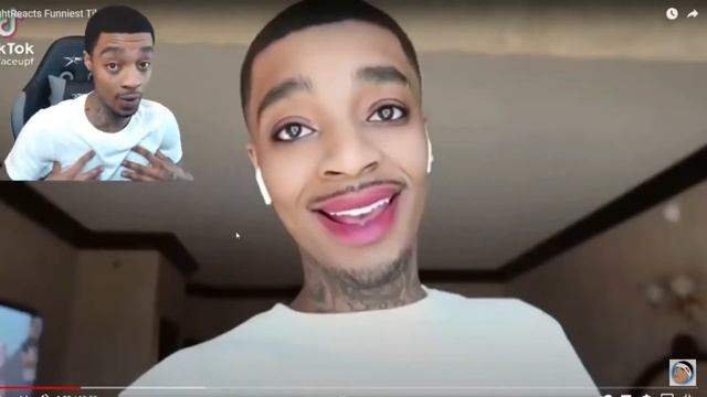 Flight Reacts to video of him wearing make up (funny reaction?) смотреть онлайн