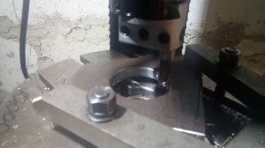 Работа расточной головкой.