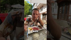 Прилетел в Светлогорск, первым делом пробуем это блюдо. #светлогорск #shorts