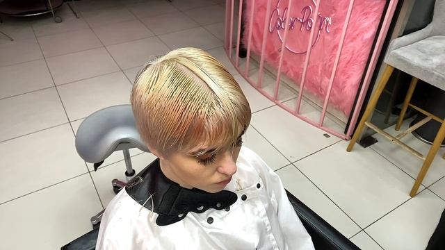 HOW TO CUT PIXIE HAIRCUT tutorial - NIKITOCHKIN смотреть онлайн